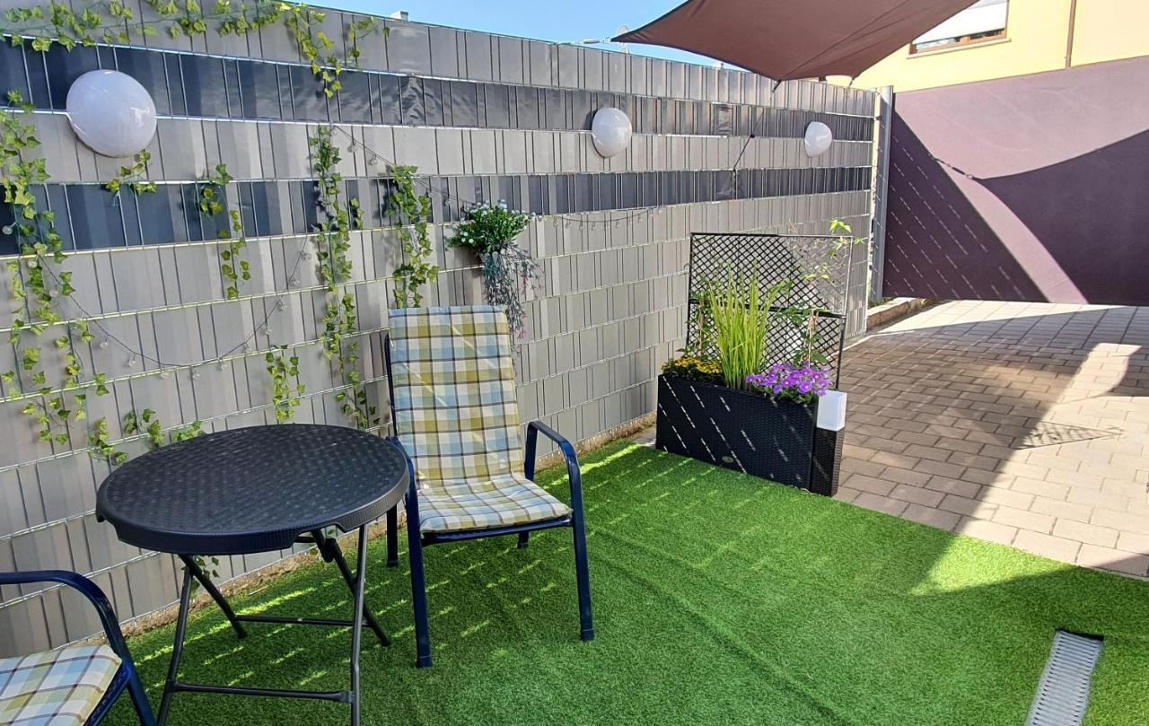Studio Appartement Speichersdorf Eksteriør bilde